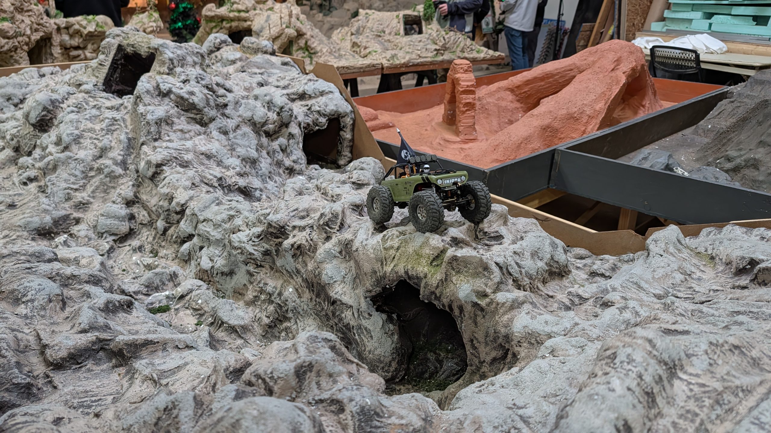 PXL_20251227_192039898